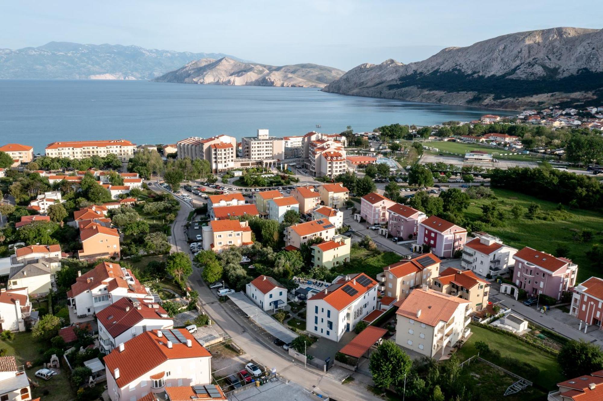 Adorami Apartments Baška Eksteriør billede