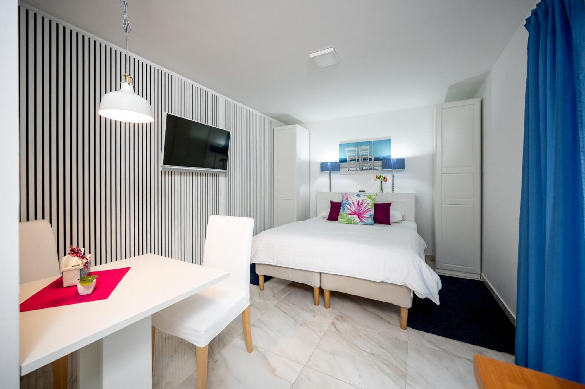 Adorami Apartments Baška Eksteriør billede