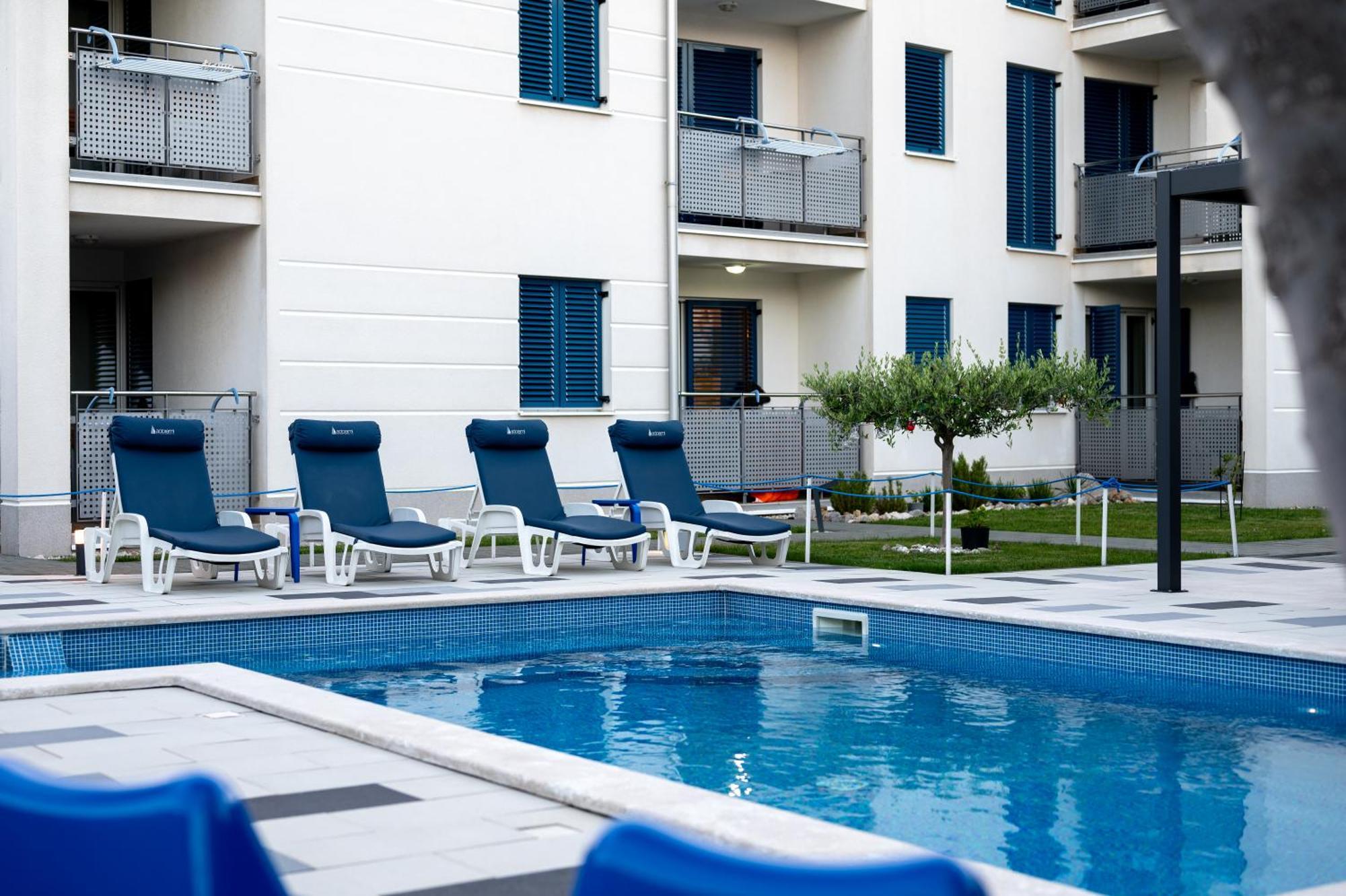 Adorami Apartments Baška Eksteriør billede