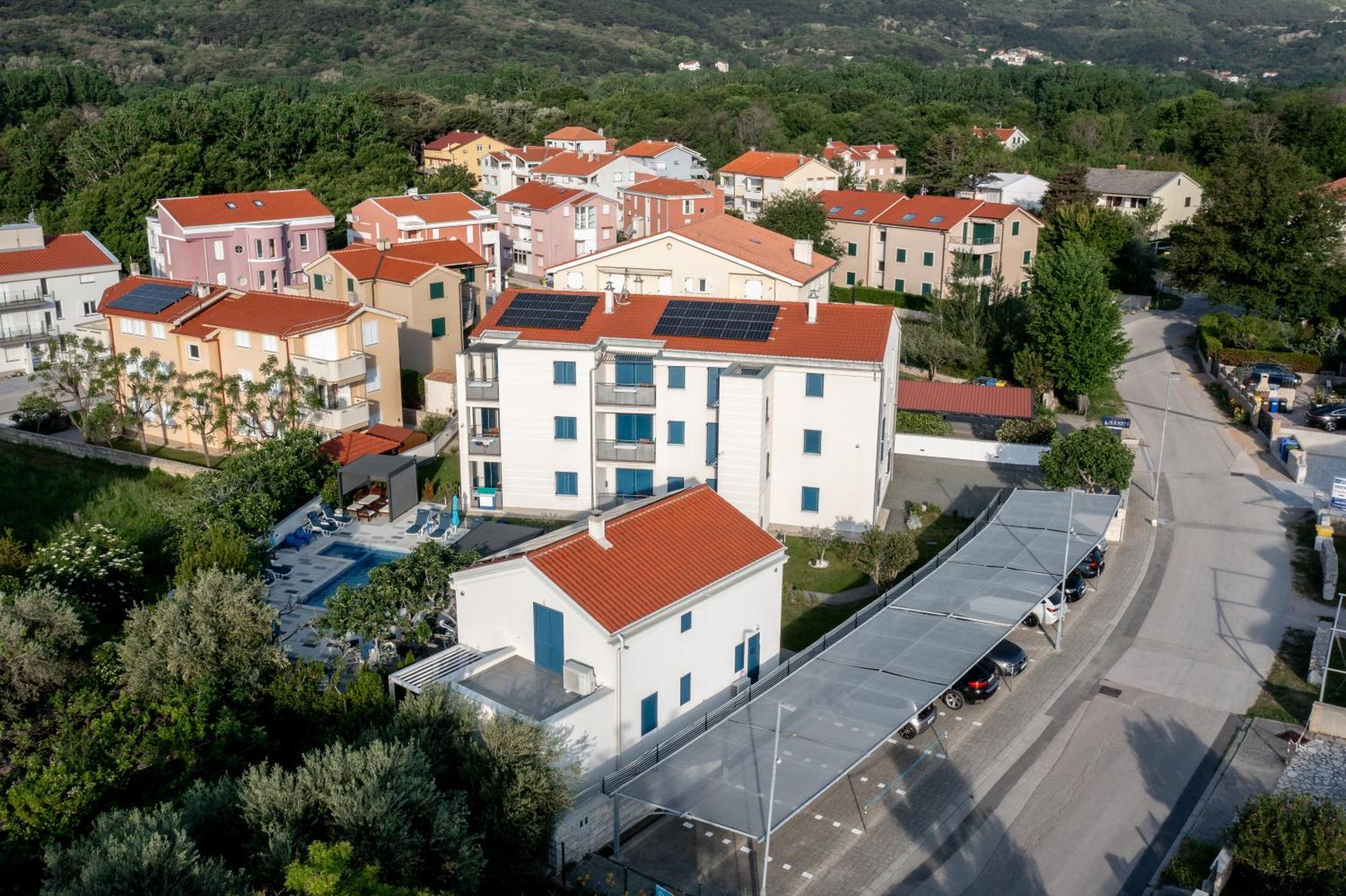 Adorami Apartments Baška Eksteriør billede