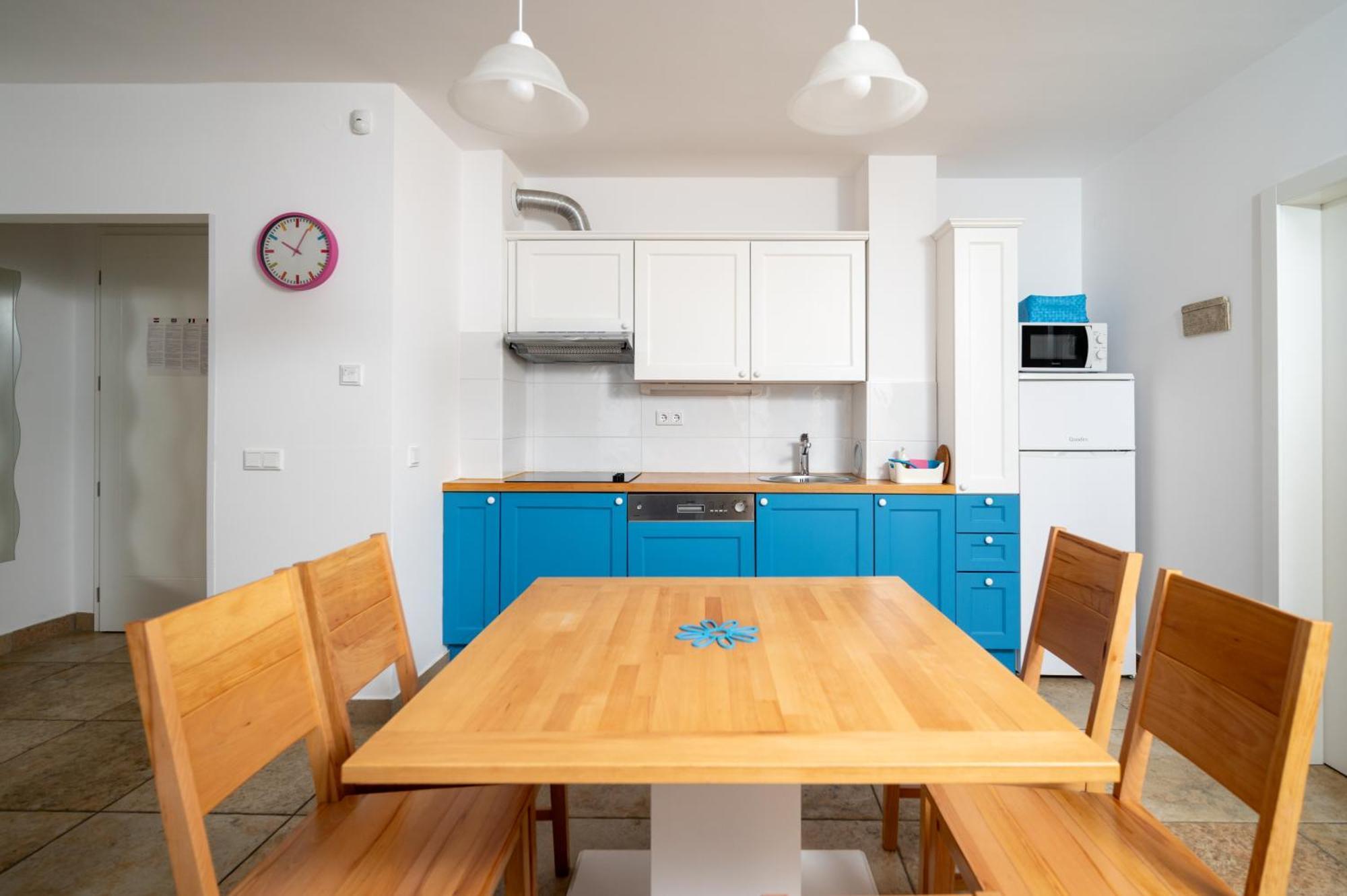 Adorami Apartments Baška Eksteriør billede